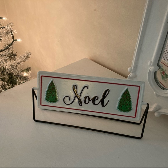 Christmas Noel Joy Sign - Picture 1 of 2